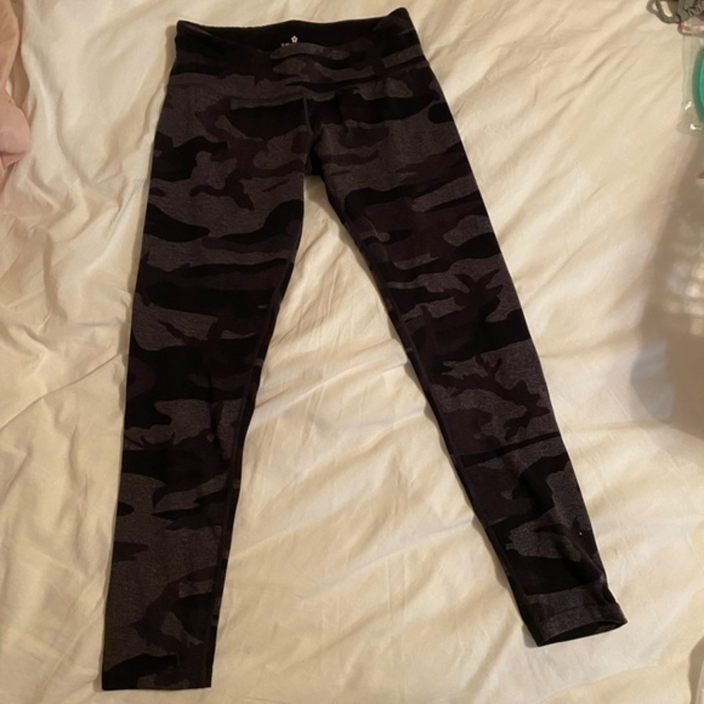 Camo Camouflage‎ Leggings Size S Yoga Pants Workout